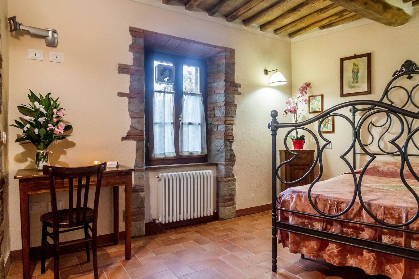 Mandorlo Fiorito – Einzelzimmer mit französischem Doppelbett in Roccastrada, Grosseto Provinz