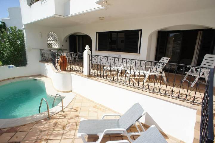 Apartment for 4 people, with balcony in Quinta do Lago