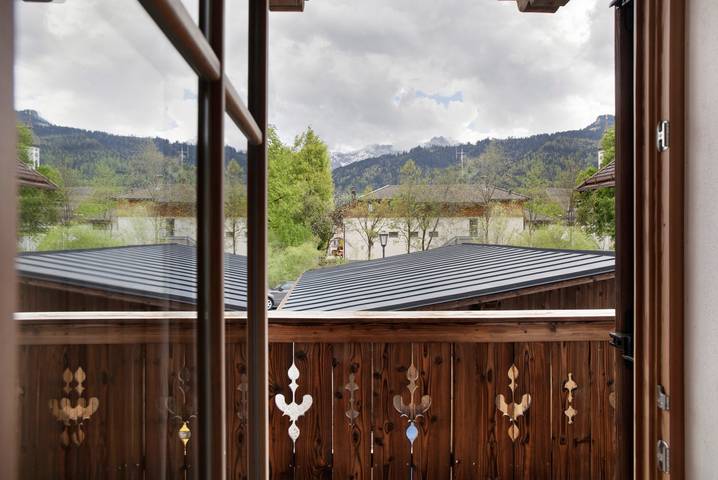 Ganze Wohnung, Ferienwohnung "Alpspitz" mit Bergblick, Balkon und Wlan in Garmisch-Partenkirchen, Bayerische Alpen