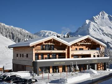 Hotel für 4 Personen, mit Pool und Garten, kinderfreundlich in Warth