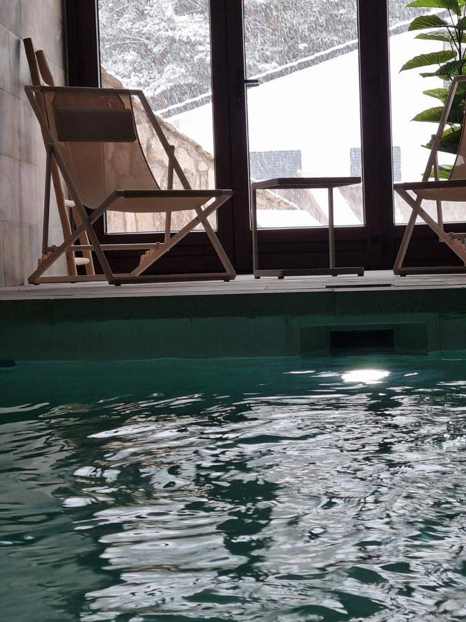 Casa de vacaciones para 13 personas, con piscina además de jardín y vistas, Se admiten mascotas en Castilla y León - 4