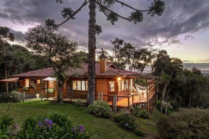 Casas e apartamentos de temporada para 12 pessoas, com jardim e balcão em Rancho Queimado