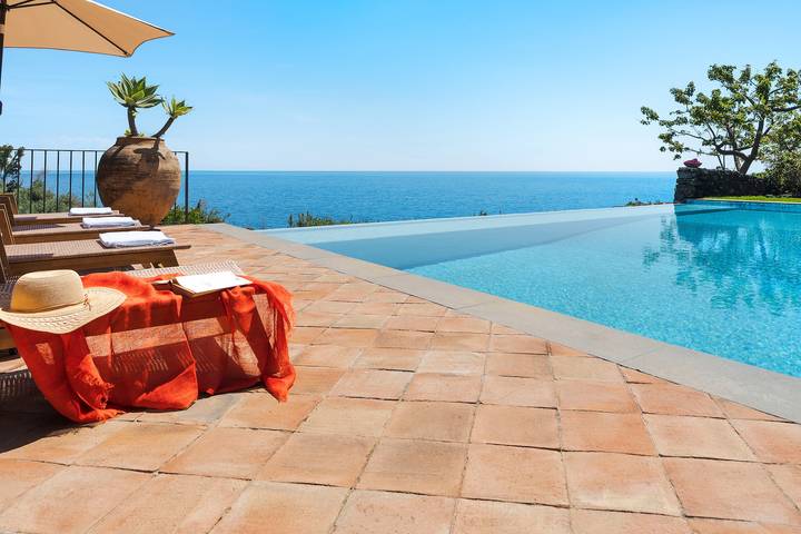 Villa per 16 persone a Acireale