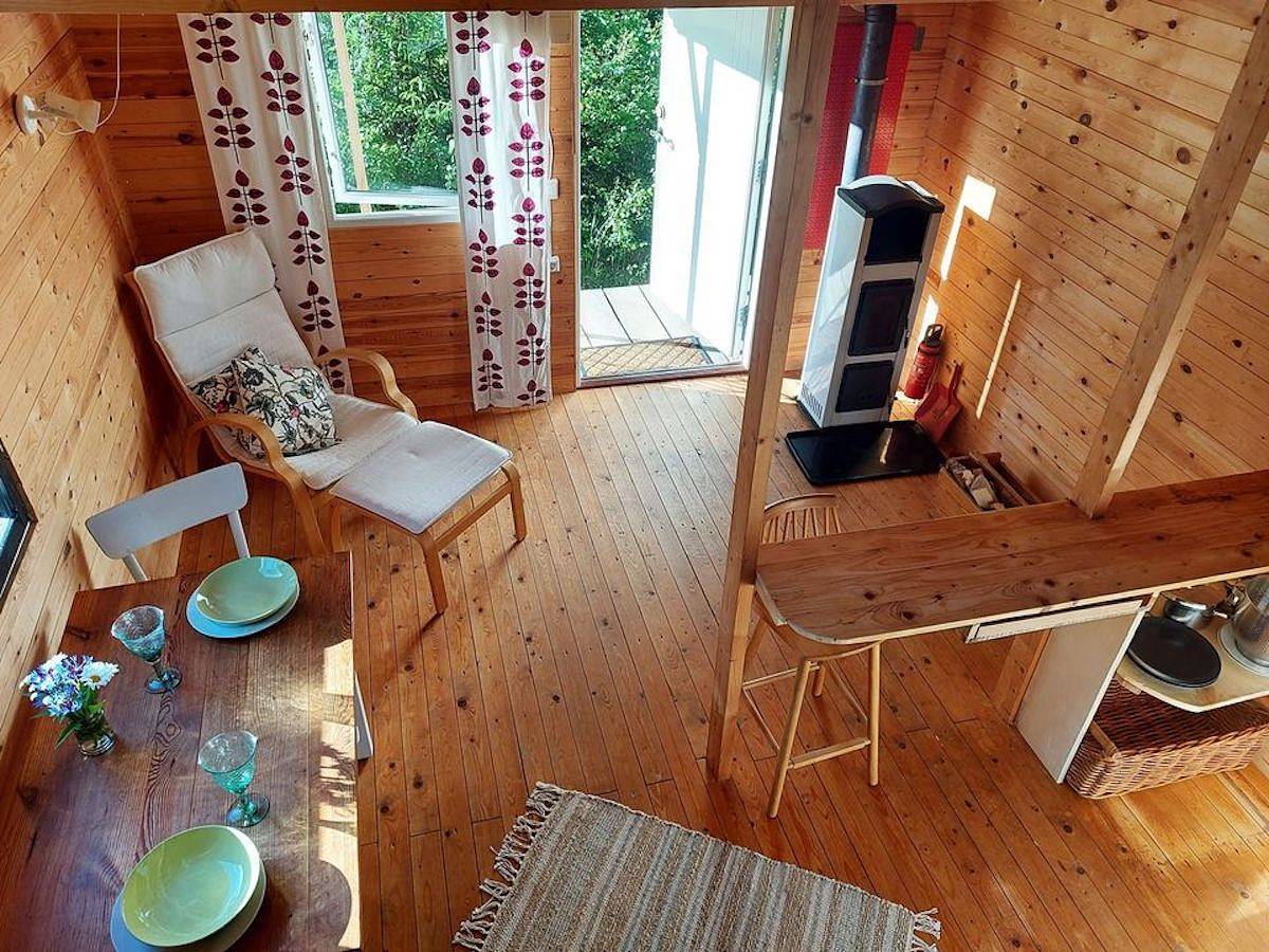 Natururlaub in Schwedens südlichster Wildnis, umgeben von Wald und See. in Gemeente Mark, Västergötland