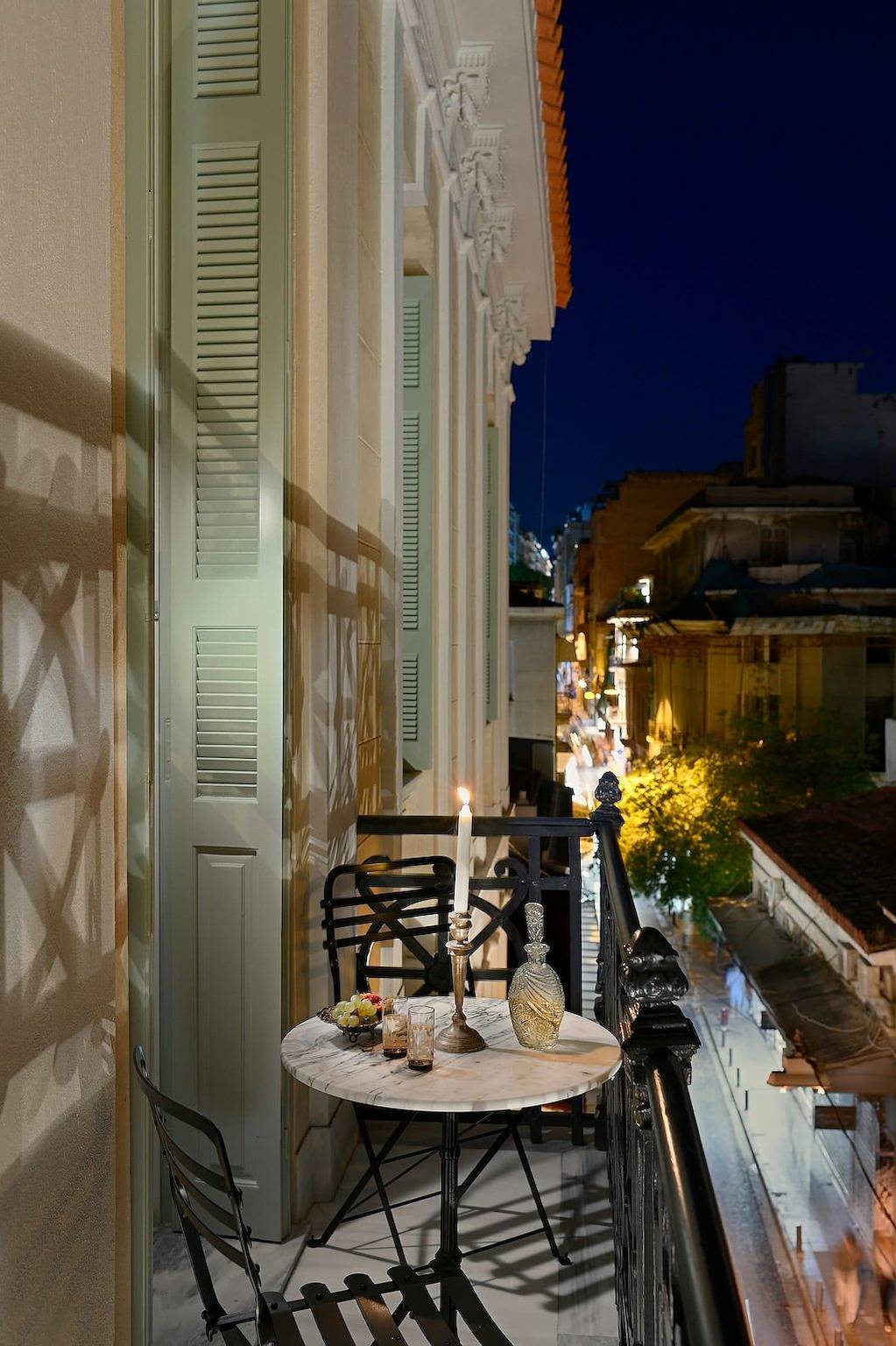 Beautiful Athens Apartment | 1 Bedroom | Apartment Gildarts | Furnished Balcony Overlooking the City | Athinaidos in Zentral-Athen, Athen