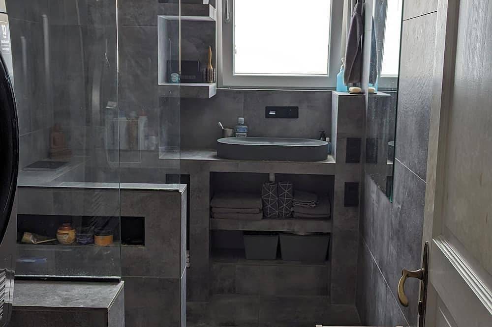 Ganze Wohnung, Wohnung in Berlin Wilmersdorf - direkt am Volkspark in Berlin Innenstadt, Berlin