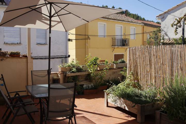 Rural House 'La Cambra' with Mountain Views, Wi-Fi, and Air Conditioning in Potries, Costa de Valencia