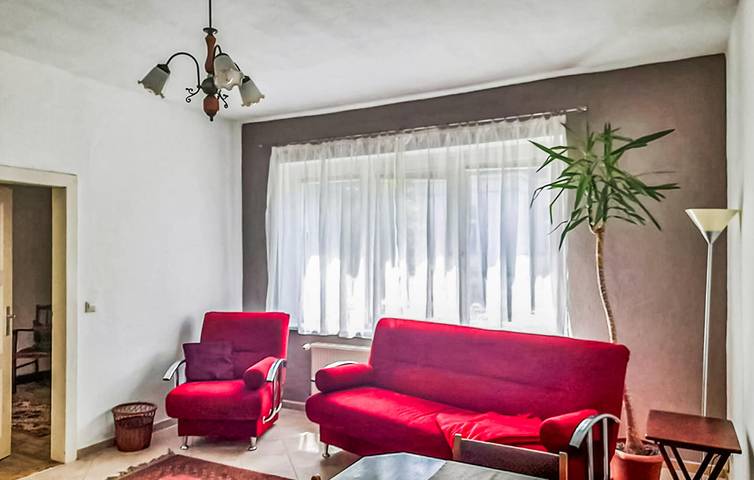 Ganze Ferienwohnung, Gemütliches Apartment mit Garten, Parkplatz & TV - 2km zum Strand in Klocksin, Mecklenburgische Seenplatte