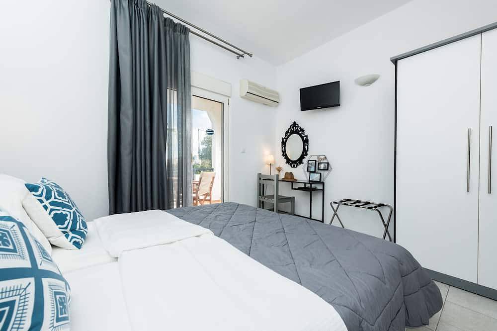 Entire apartment, Sea side Studio - 3 min. from the beach! in Thassos