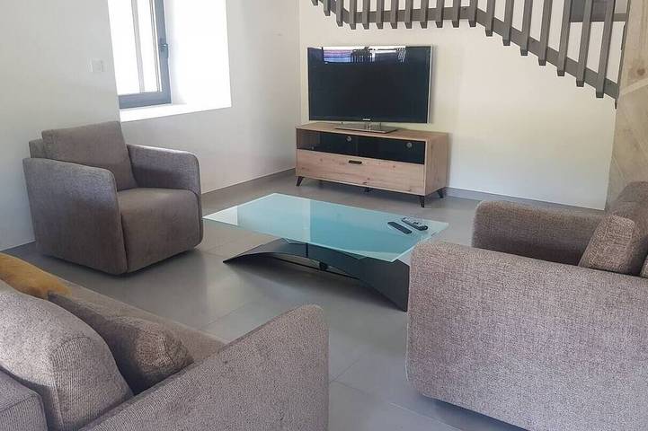 Gîte pour 7 personnes, avec jardin à Monoblet - 3