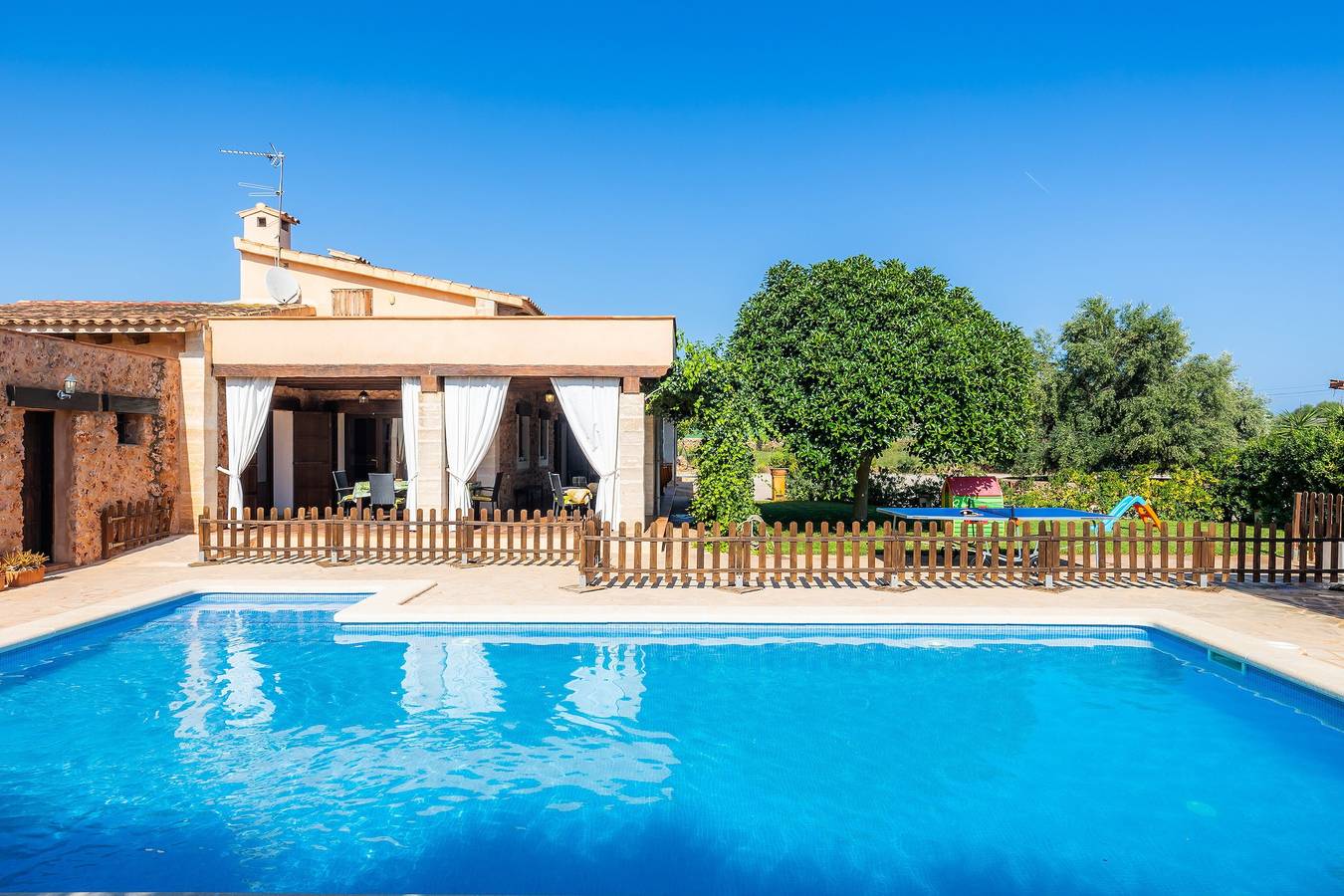 Casa rural 'Villa Es Coll Doret' con piscina privada, terraza privada y Wi-Fi in Manacor, Mallorca Este