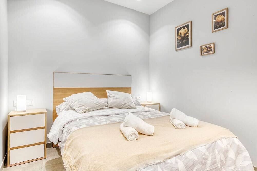 Entire apartment, Lovely & Modern Flat in Heart of Castellón in Castellón de la Plana, Costa del Azahar