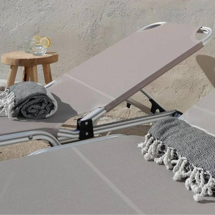 Maison d’hôte pour 2 personnes, avec piscine ainsi que jardin et vue à Messine - 4