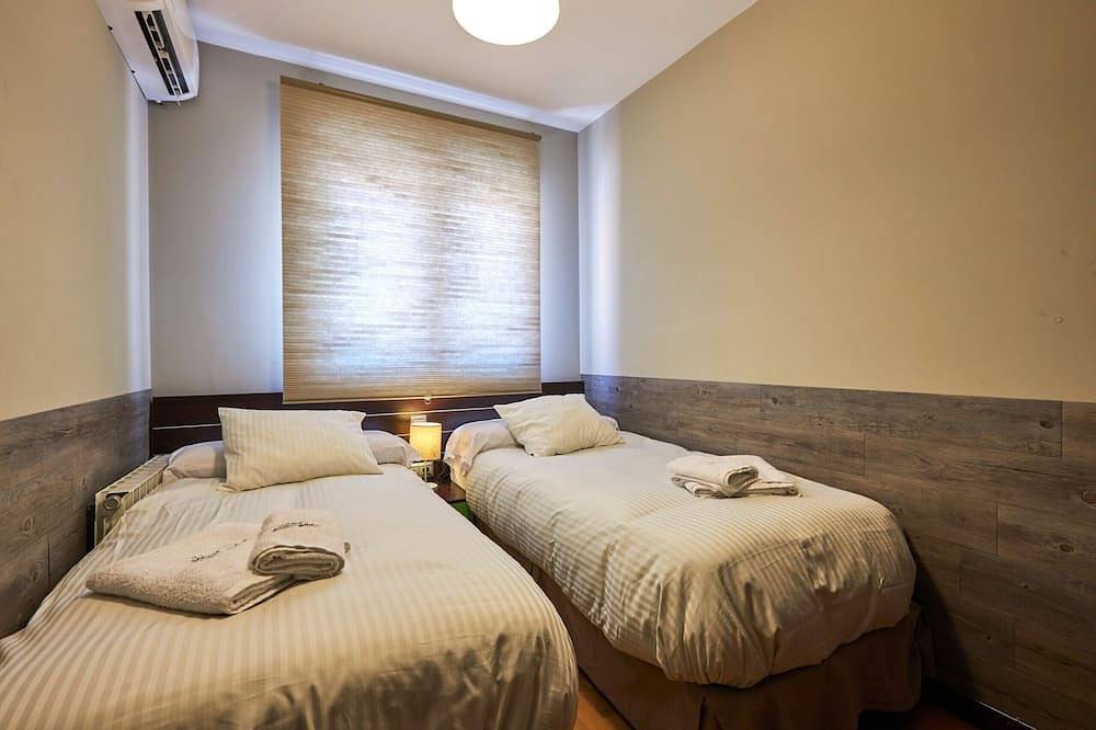 Entire apartment, Cozy Apartment in Ávila Perfect Location in Ávila, Ávila Region