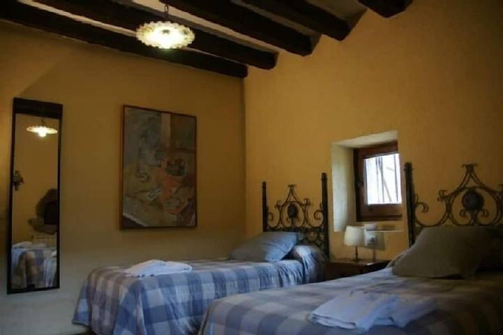 Casas Rurales La Salada pour 4 personnes in Lladurs, Comarques centrales