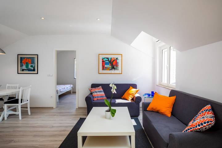 Location de vacances pour 4 personnes, avec jardin et vue sur l’océan à Dubrovnik