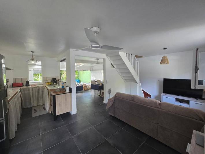 Location de vacances pour 6 personnes, avec terrasse et jardin dans Plage de la Caravelle