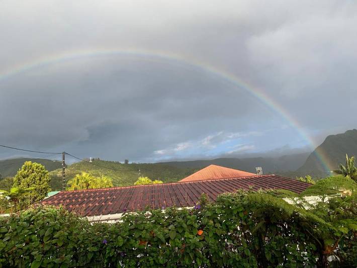 Location de vacances pour 10 personnes, avec jardin et vue à La Plaine-des-Palmistes - 3