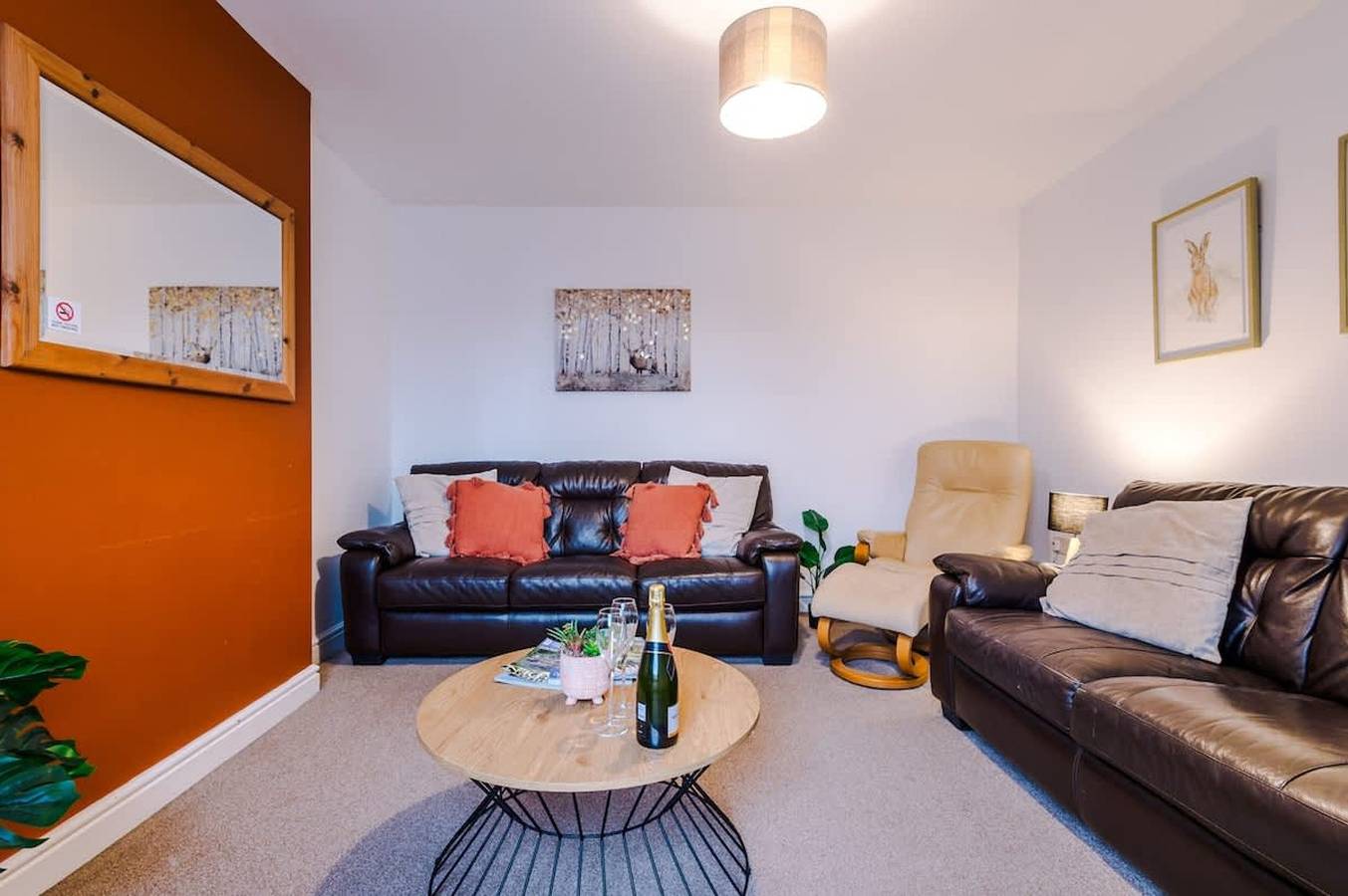 Entire apartment, Modern apartment  ideal for business  sleeps 3 in Crewe, Cheshire East
