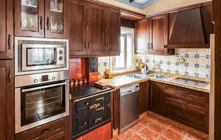 Encantador piso de 150 m² con piscina y aparcamiento cerca del centro de Iznájar in Iznájar, Sierras Subbéticas