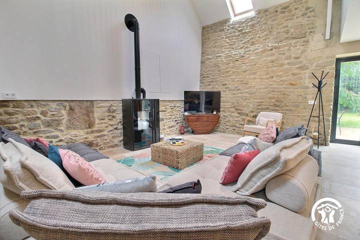 Gîte pour 8 personnes, avec jardin et terrasse à Plumelec - 4