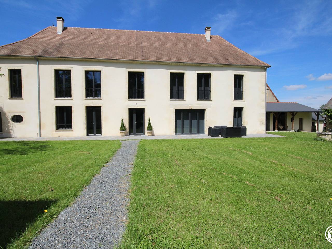 Demeure 17e au château, animaux bienvenus in Pougues-les-Eaux, Nièvre