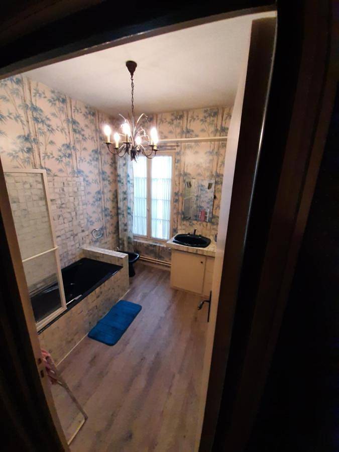 Gîte pour 11 personnes, avec balcon et vue dans Valence d'Agen - 2