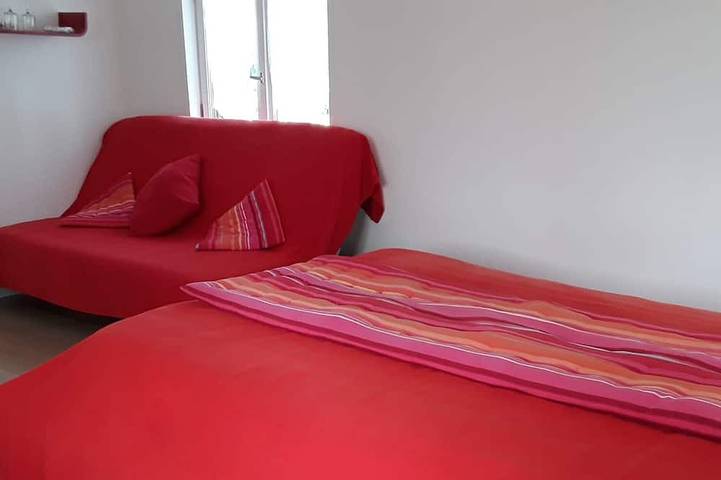 Ile-Tudy Maison  Mer & plage à 20m idéal couple ( + Chalet dès 5 personnes ) in Île-Tudy, Région de Quimper
