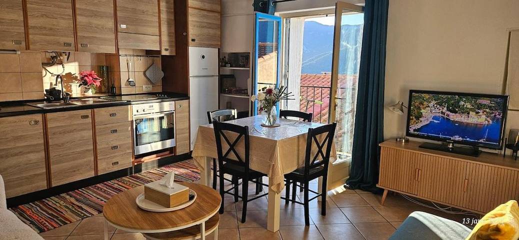 Gîte pour 5 personnes, avec balcon et vue, animaux acceptés à Castellar - 3