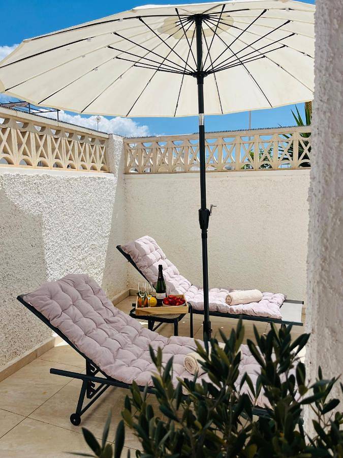 Location de vacances pour 4 personnes, avec piscine ainsi que balcon et vue dans Camposol