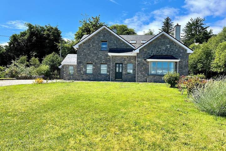 Holiday rental for 6 people, with garden in Connemara