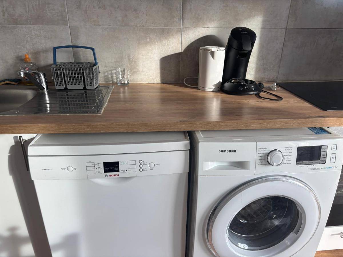 Appartement entier, Appartement 10 personnes avec terrasse à Vallères in Vallères, Vallée de la Loire