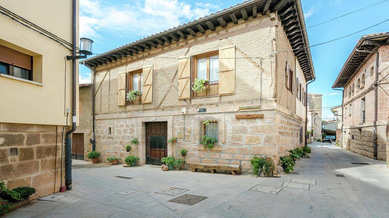 Appartement de vacances entier, Appartement de vacances pour 12 personnes avec jardin in Labarrère (Espagne), Álava