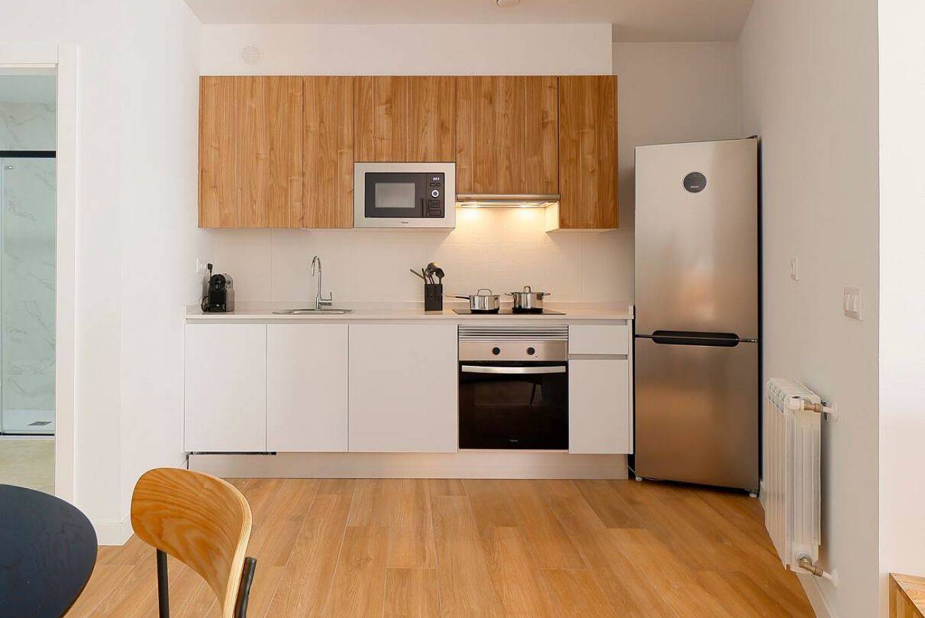 Geheel appartement, Cozy Apartment with Wi-Fi, Dishwasher & Full Kitchen in Oviedo, Cantabrisch Gebergte