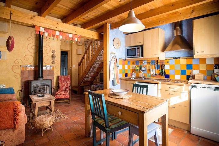 Casa rural para 4 personas, con Terraza además de Jardín y Vistas en Las Encartaciones