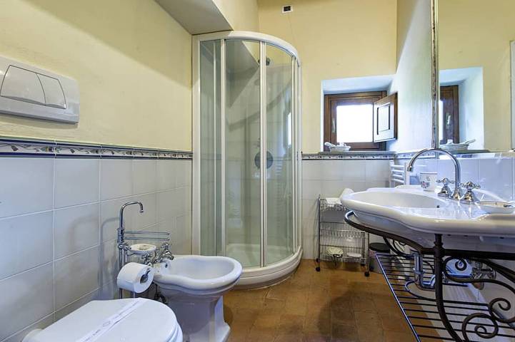 Villa a Cegliolo con 7 camere da letto e 14 posti letto in Cegliolo, Cortona