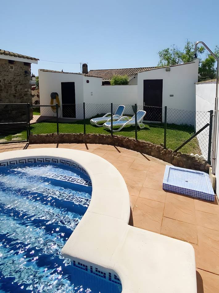 Casa Vacacional 'Las Casas De Petra - Roche 3' con Piscina Privada, Terraza y Wi-Fi in Conil de la Frontera, Costa de la Luz