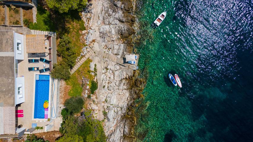 Villa pour 4 personnes, avec jardin et terrasse à Vela Luka