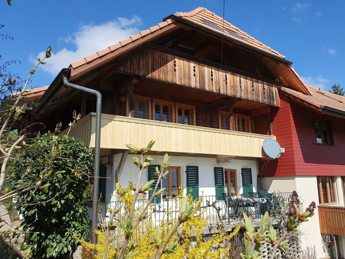 Appartement entier, In einem heimeligen Berner-Stöckli in Oberbalm, Oberland bernois