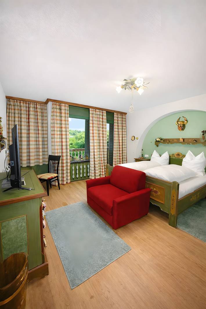 Ferienwohnung für 4 Personen, mit Balkon und Garten in Maria Alm