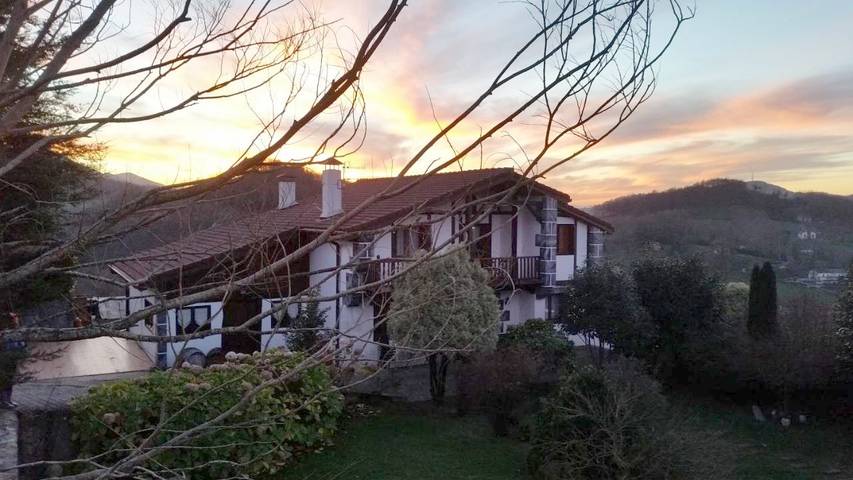 Casa rural para 3 personas, con jardín además de vistas y terraza en Guipúzcoa - 2