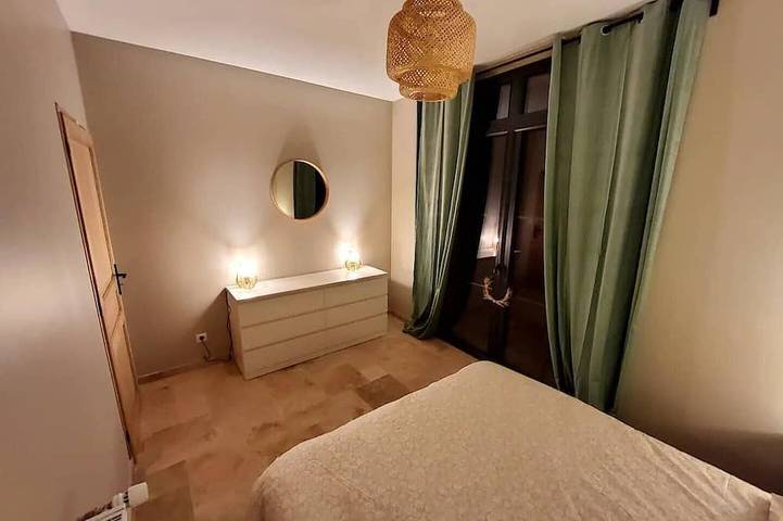 Location de vacances pour 7 personnes, avec jardin et terrasse à Cottévrard - 3