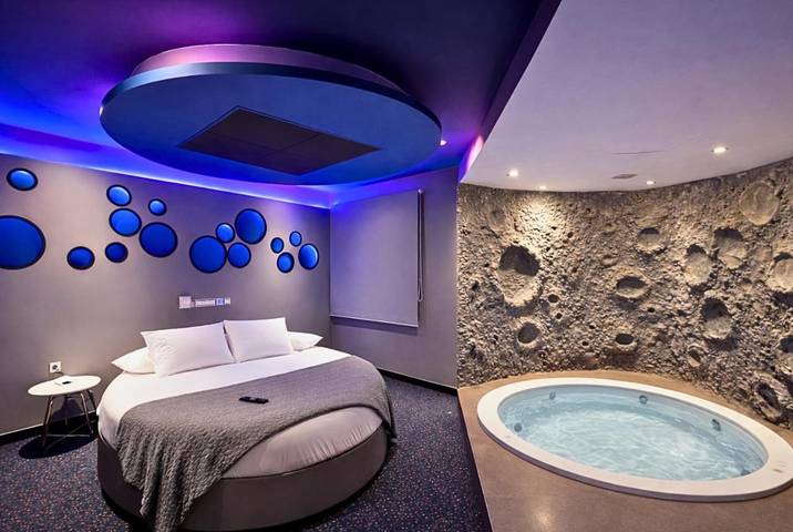 Hôtel pour 2 personnes, avec Terrasse ainsi que Jacuzzi et Sauna à Móstoles
