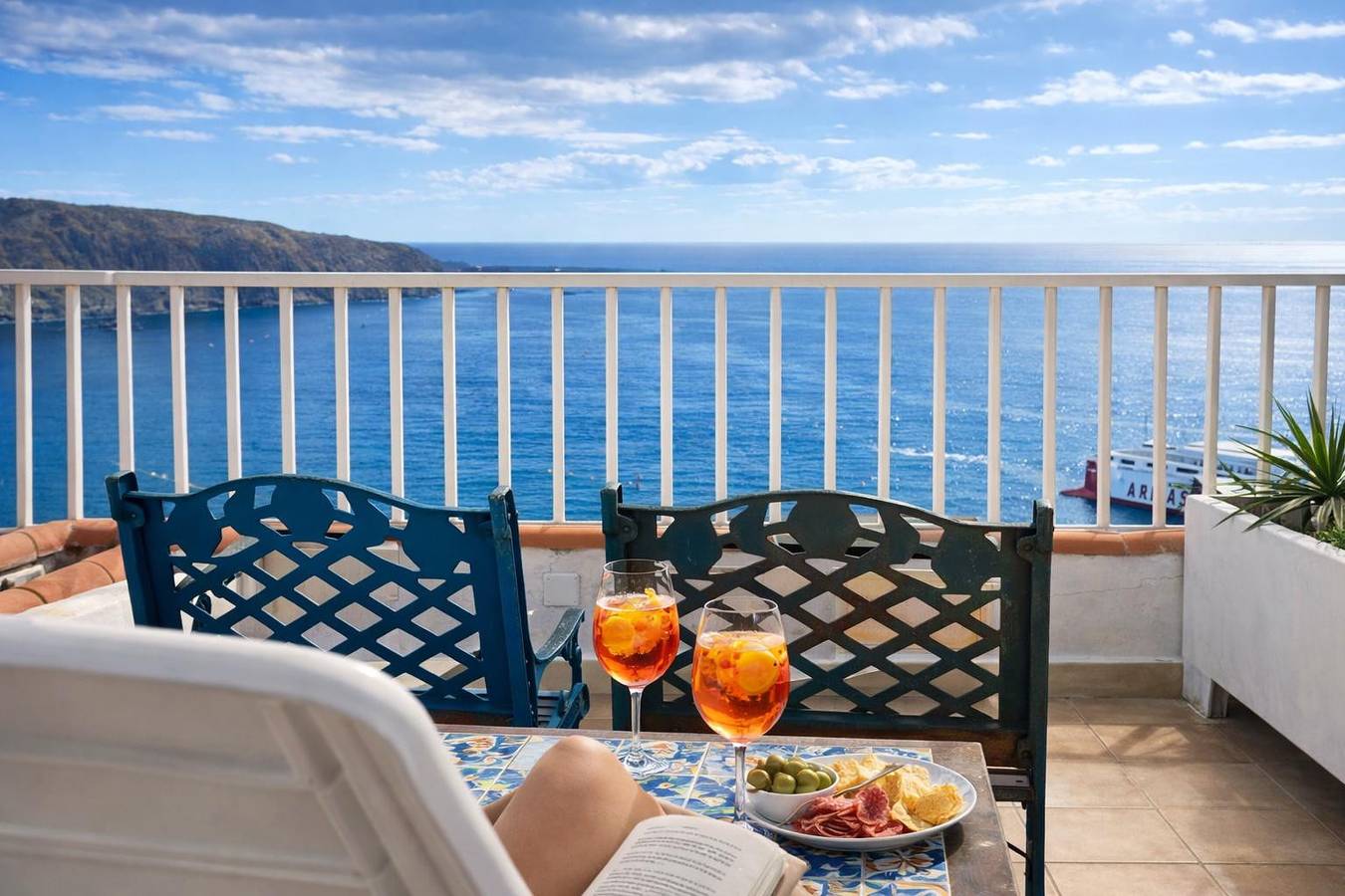 Ganze Wohnung, Panoramic Sea View Apartment in Los Cristianos, Arona