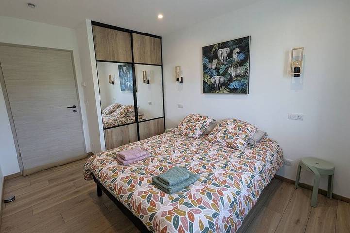 Gîte pour 4 personnes, avec jardin à Dounoux - 3