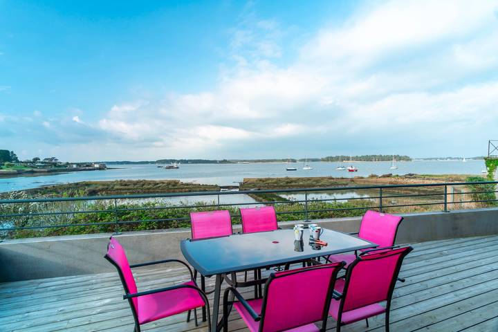 Location de vacances pour 5 personnes, avec terrasse à Locmariaquer - 2