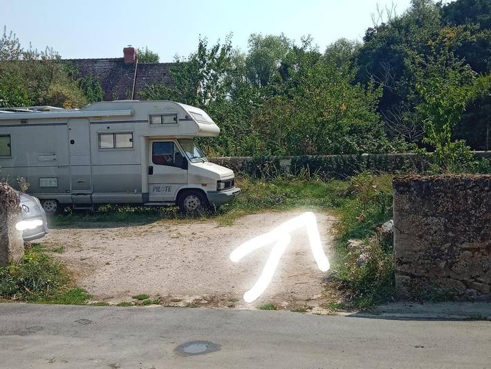 Location de vacances pour 2 personnes, avec terrasse ainsi que jardin et vue à La Croix-en-Touraine - 4
