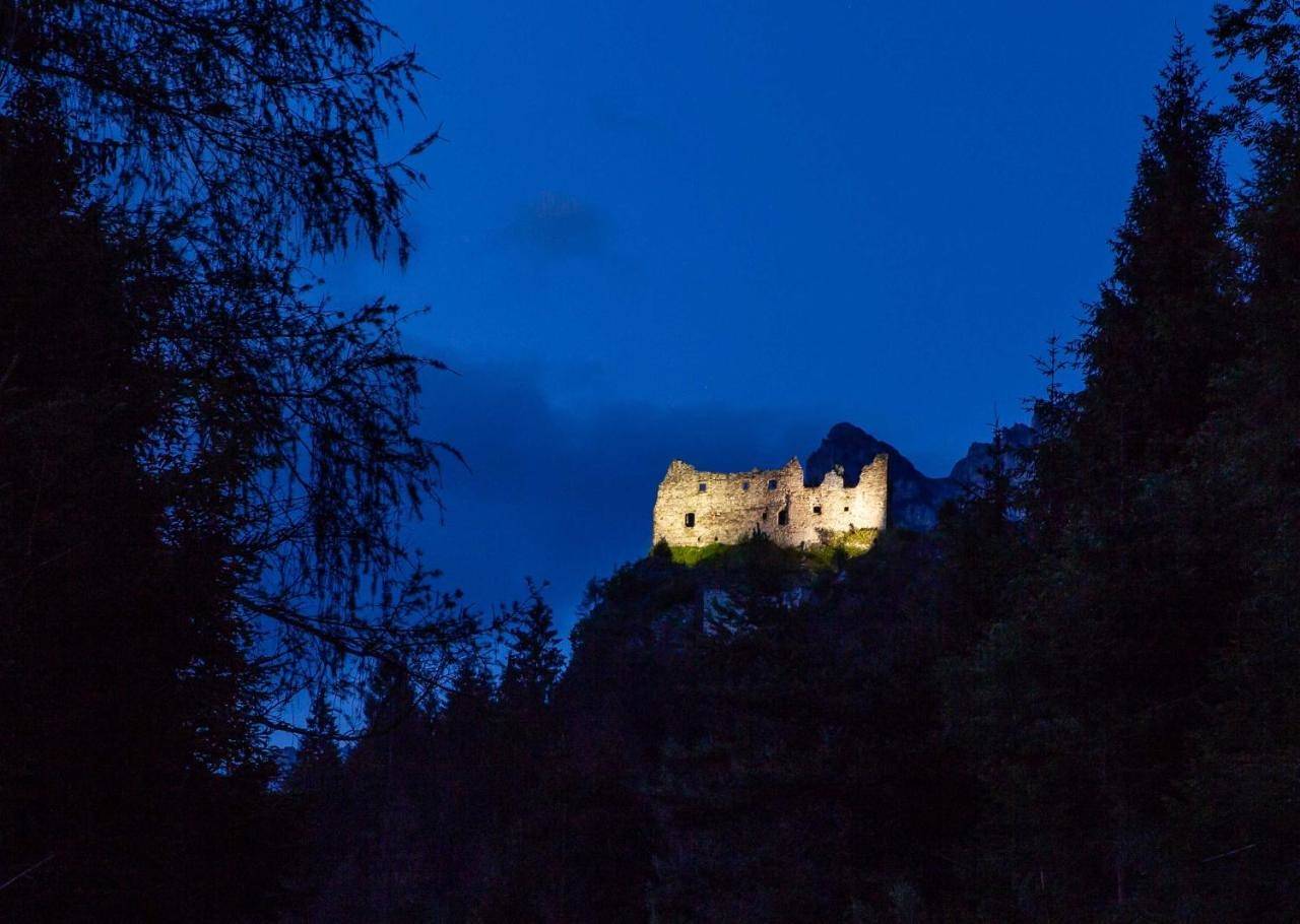 Camping Castelpietra in Tonadico, Primiero San Martino di Castrozza