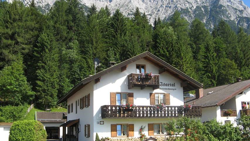 Ferienwohnung für 2 Personen, mit Balkon im Mittenwald - 2