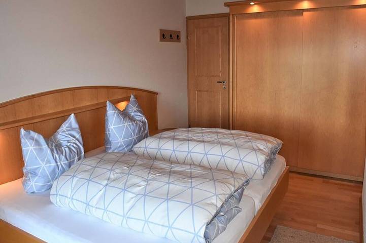 Ferienwohnung für 2 Personen, mit Balkon am Simssee - 2